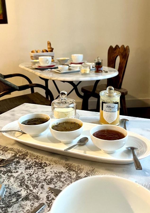 카르카손 라 쿠르 카레 B&B 외부 사진